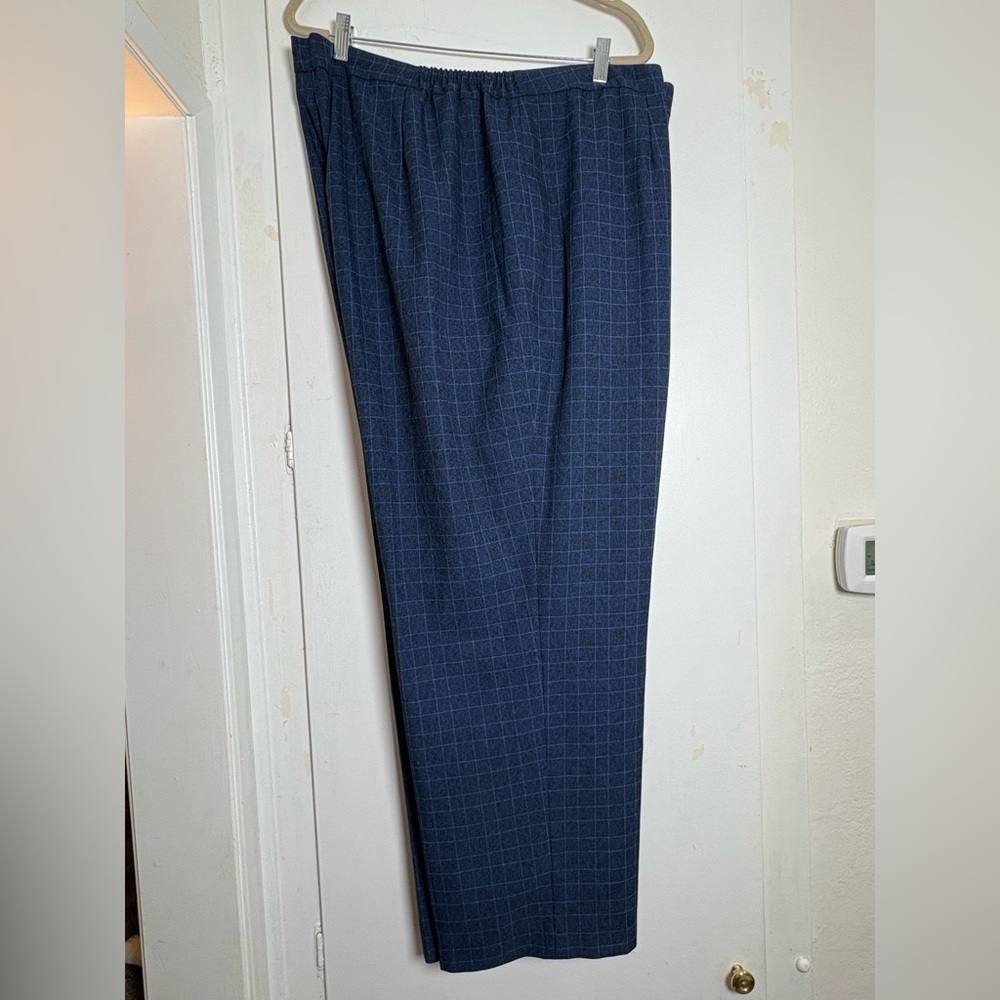 Women's Navy Checkered Pants Size 24W -Fully Lined - 30.5” Inseam